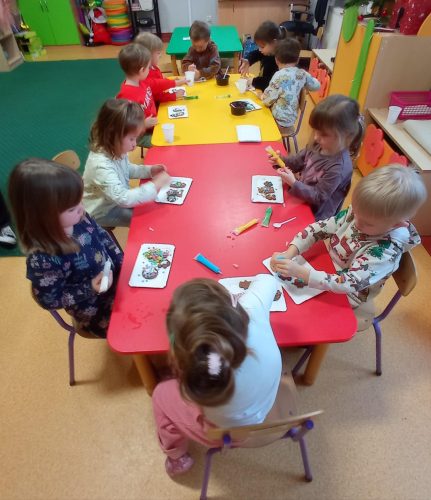 c58ca963-4246-4cd4-aa1b-98fbcd88e7d2