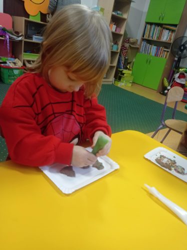 db86b070-95be-425b-915a-781841e5b40b